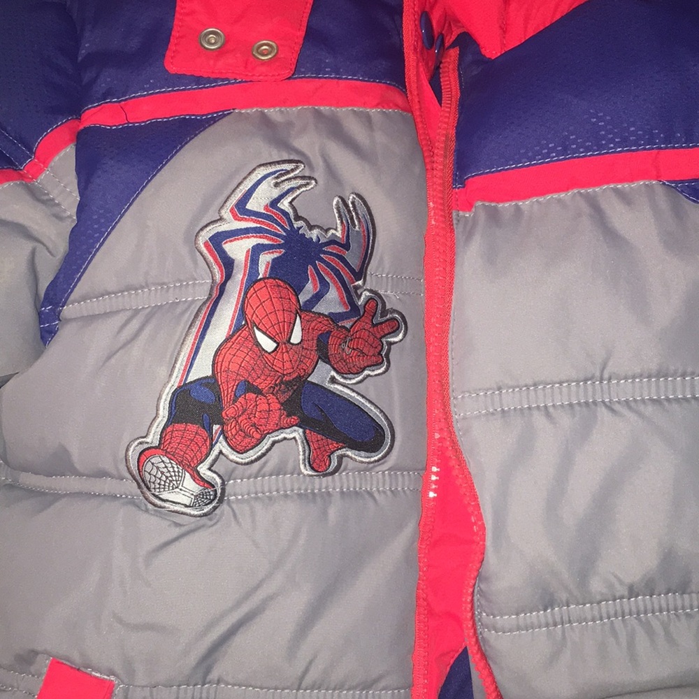 Spider-Man jacket - Picture 2 of 6
